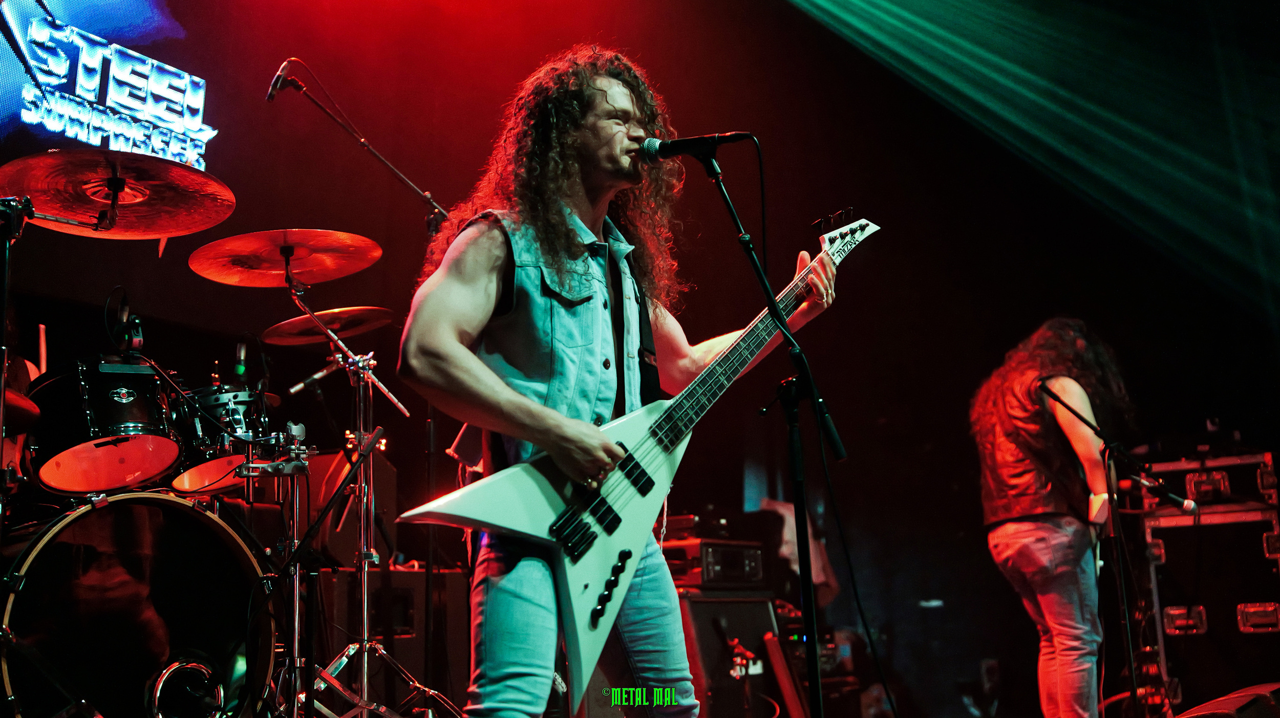 20261001 01 Livewire 08